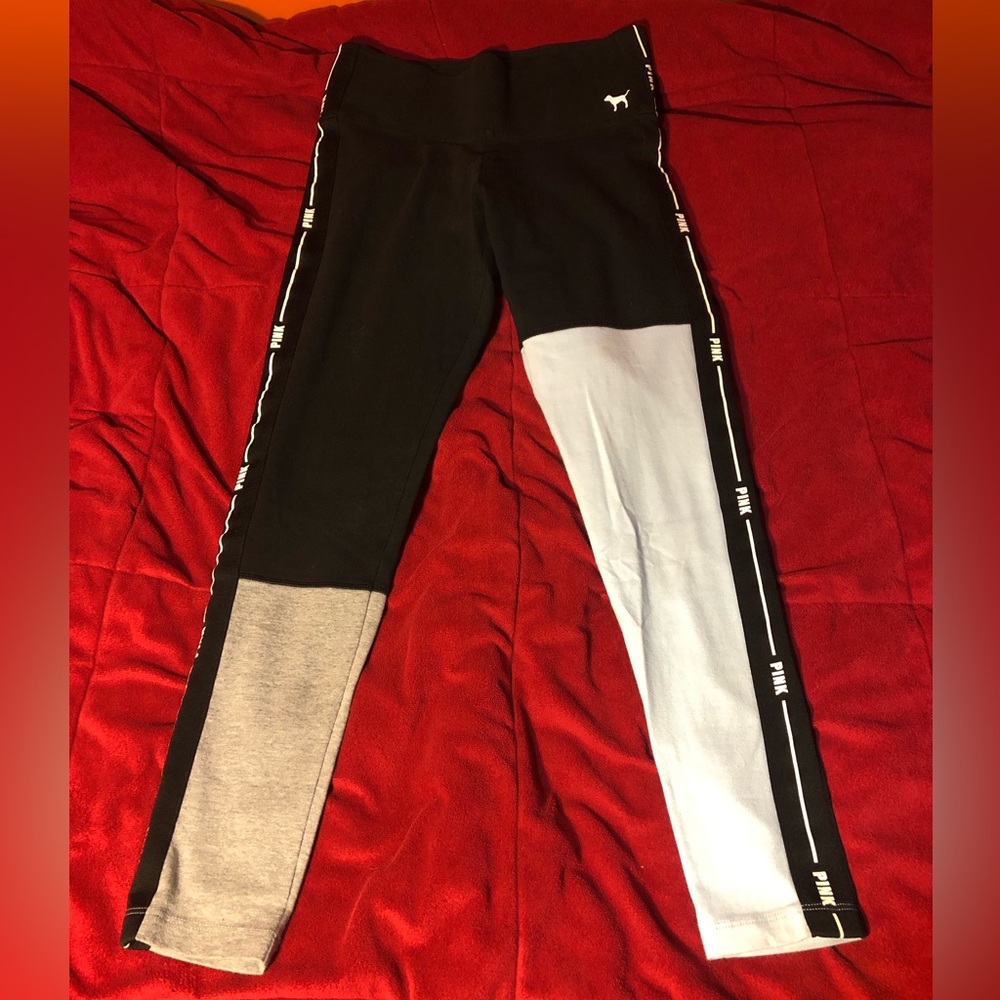 🔴 Women’s PINK Leggings